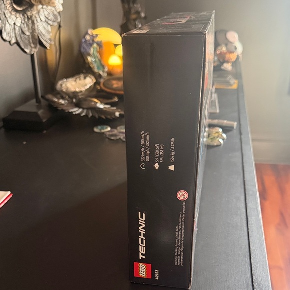 LEGO Technic NASCAR Chevrolet Camaro - Blue, White, Black - Picture 5 of 5